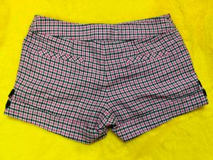 Chic Houndstooth Shorts with Bow Detail