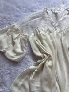 Elegant Sheer Sleeve Tunic Top