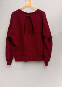Maroon Clr Sweatshirt With Back Hole