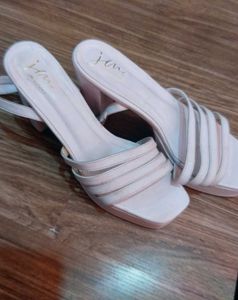 Chic Strappy Platform Heels