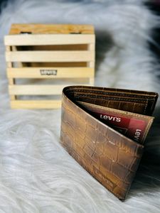 LEVI'S Men Casual Brown Genuine Leather Wallet