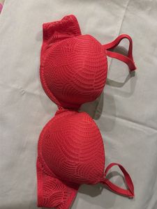 Red Lace Push-Up Bra