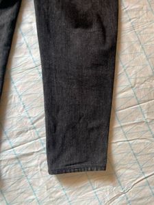 Black High-Waisted Straight Fit Jeans