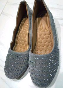 Grey Stone Bellies Heel For Women