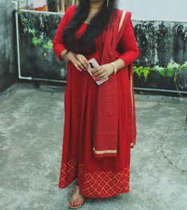 Elegant Red Kurta Set with Dupatta (no Pant)