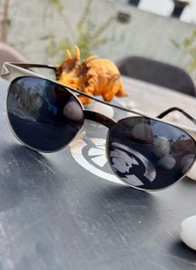 Stylish Sunglasses - Modern Design