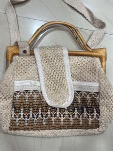 jute  Handbag with Wooden Handle