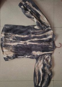 Stylish Abstract Print Puff Sleeve Top
