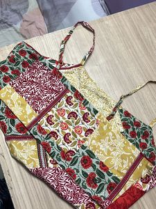 v shaped crop top
