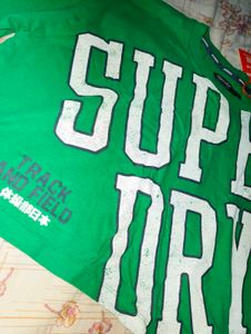Superdry Graphic Tee💚