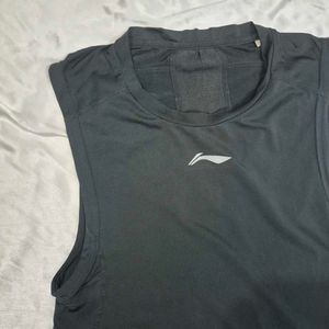 Black Sleeveless Athletic T-Shirt gym workout