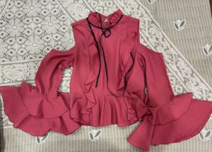 Stylish Ruffled Cold Shoulder Top