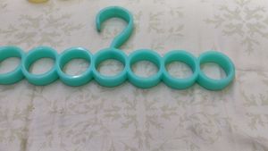 A  SCARf HANGER