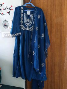 Elegant Blue Embroidered Kurta Set