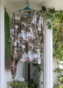 Leaf Print Long Sleeve Top