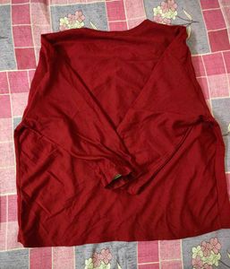 Maroon Graphic Print Crop Top