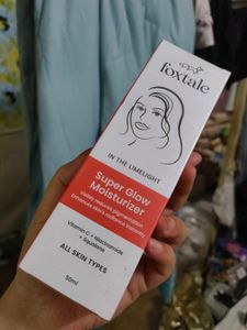 sealed Foxtale Super Glow Moisturizer