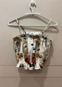 Chic Abstract Print Ruffle Crop Top