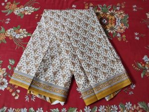 elegant White & Yellow Beautiful Saree🤍✨