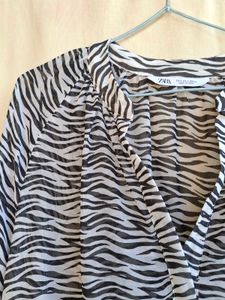 Chic Zebra Print Sheer Maxi Dress