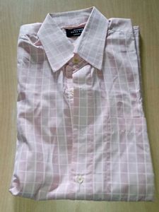 Men's Pink Checkered Long Sleeve Shirt
