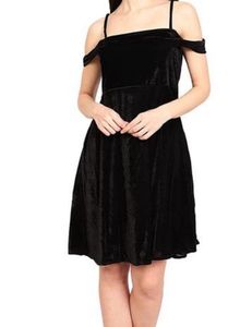 Chic Black Velvet Mini Dress