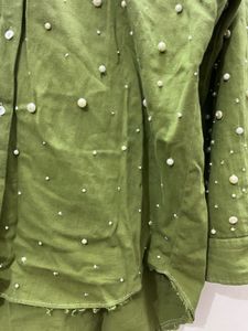 Chic Pearl Embellished Oversized Shirt