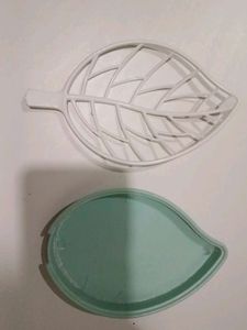 stylish leaf-shaped soap case