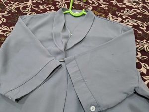 Elegant Grey Short Sleeve Top