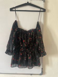 Kassually Black Floral Off-Shoulder Top