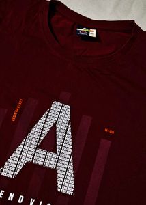 Maroon "Trend Vision" Graphic T-Shirt