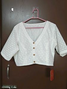 Free delivery - Elegant White Embroidered Blouse