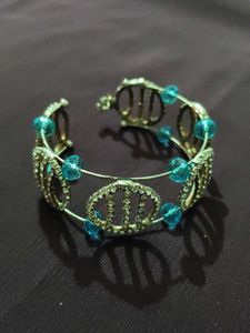 Sparkling Blue Beaded Bracelet