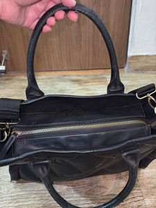 Chic Quilted Black Handbag