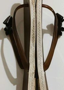 Women's Flip-Flops with Bow Detail