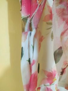 Elegant Floral Maxi Dress with shawl