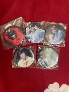 K-Pop TXT Badges Set