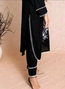 Elegant Black Kurta with White Floral Embroidery