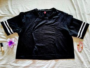 black crop top