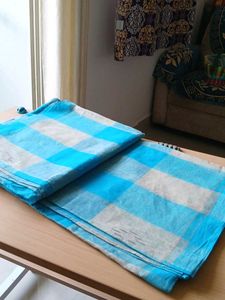 Blue &amp; White pure cotton checked saree without blo