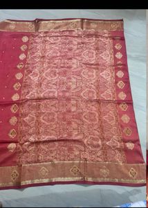 Elegant Silk Saree with Gold Weave