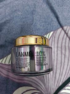 Lakme Perfect Radiance Day Gel Creme