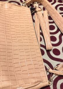 Completely New Crocodile Embossed Shoulder Bag