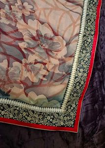 Simple And Elegant Sarees For Women's