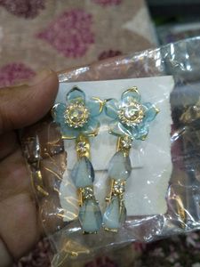 Flower Drop clips  (Set of 2)