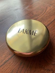 Brand New Lakme Compact “IVORY CREAM”