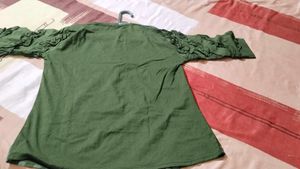 mahendi colour top