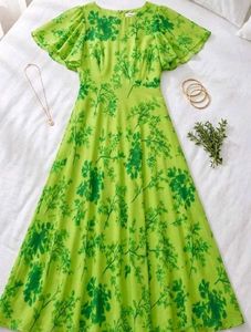 New Flowy Green Floral Print Maxi Dress