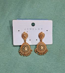 Beautiful Rold Gold Earrings ✨