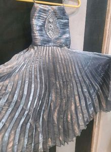 Beautiful partywear dress😍 For 8-10yrs old ✅ Already Selling At Huge Discount So Fixed Price